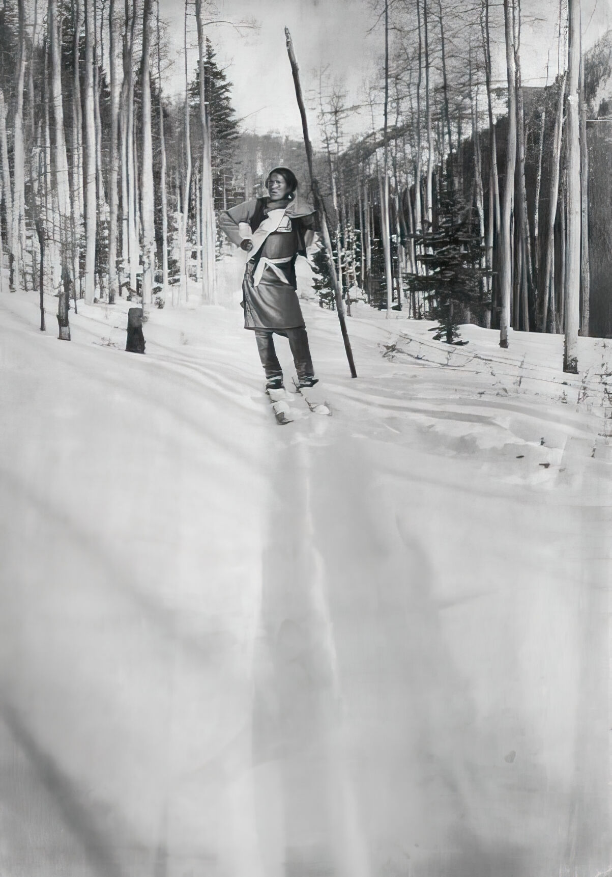 Taos_Pueblo_man_on_Skis.jpg